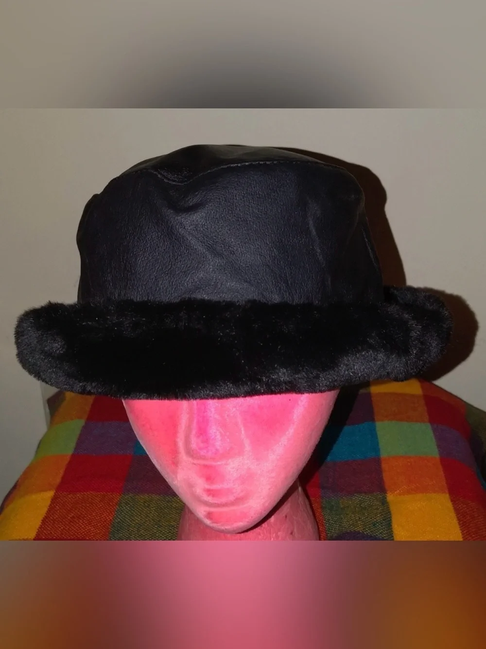 Vintage 90s Wilsons Leather Black Faux Fur Reversible Bucket Hat
